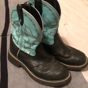 Gently used Justin boots